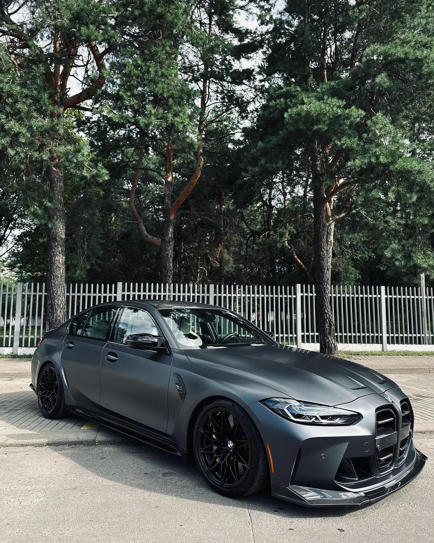 BMW M3 G80 в матовой плёнке